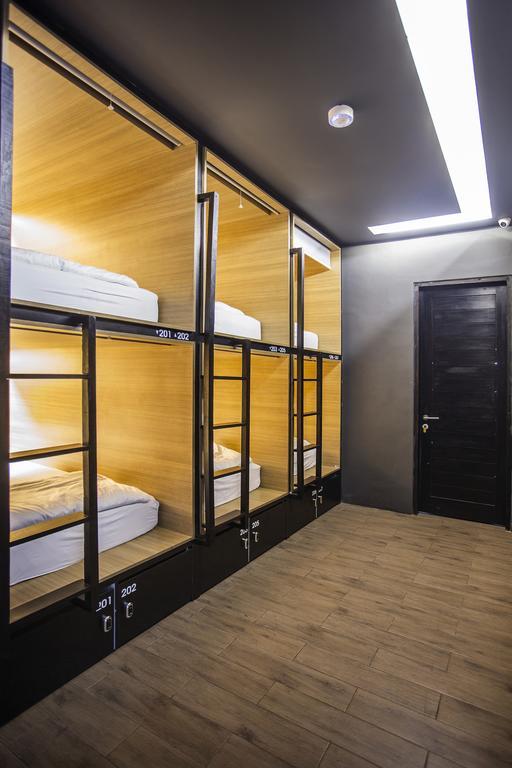 M Boutique Hostel Семіньяк Екстер'єр фото