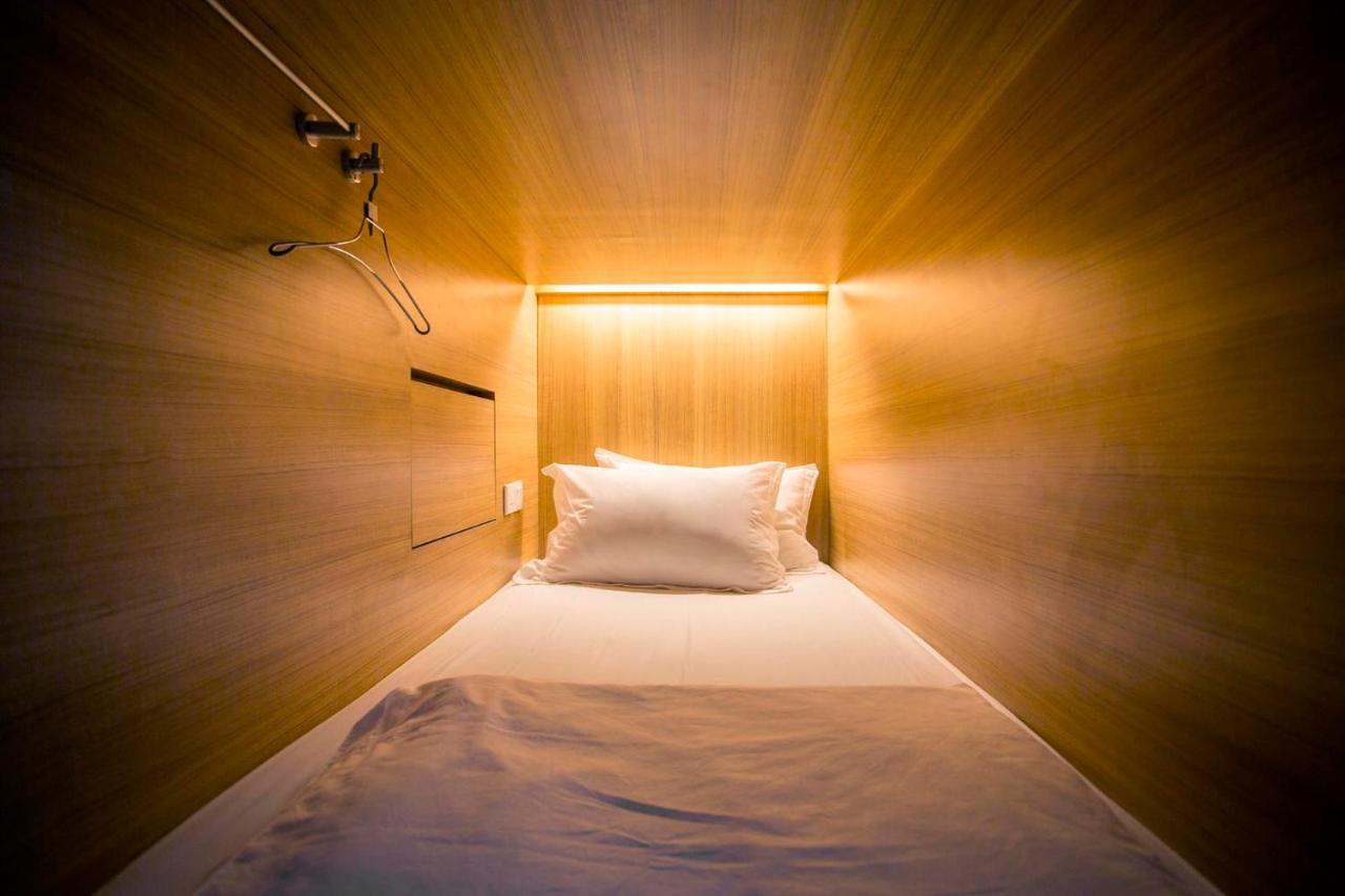 M Boutique Hostel Семіньяк Екстер'єр фото